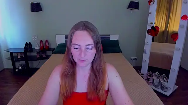 Snapshot of MagicEyess chatting on June 19, 8:29 am MagicEyess online show from June 19, 8:29 am
