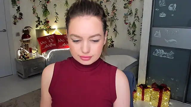 MiracleCurly online show from December 18, 7:09 pm