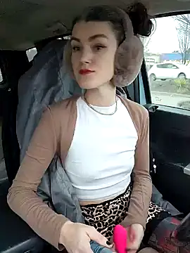 Snapshot of Lilmissvyx chatting on January 31, 4:06 pm Lilmissvyx online show from January 31, 4:06 pm