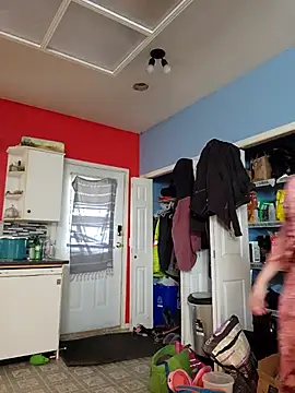 Snapshot of Lilmissvyx chatting on March 3, 10:20 pm Lilmissvyx online show from March 3, 10:20 pm