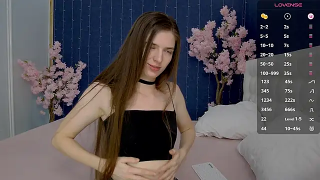 Snapshot of -Mirror-Girl- chatting on February 23, 3:02 am -Mirror-Girl- online show from February 23, 3:02 am