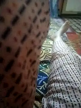 Snapshot of ohana143 chatting on March 20, 4:42 pm ohana143 online show from March 20, 4:42 pm