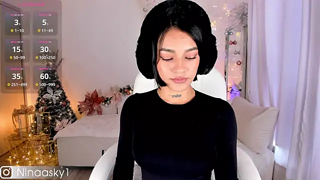 Snapshot of ninaa_sky chatting on December 21, 12:59 pm ninaa sky online show from December 21, 12:59 pm