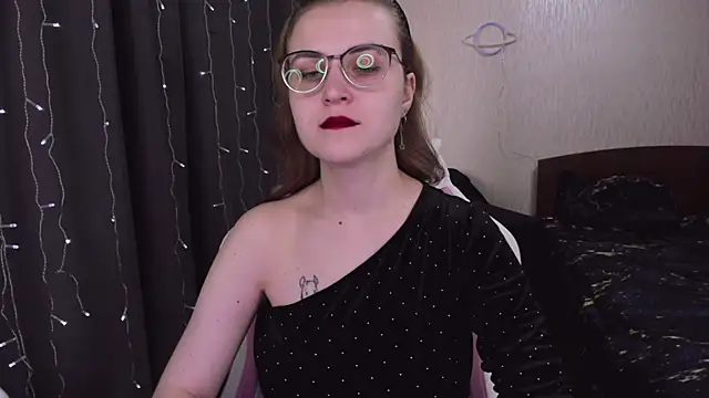 MissBrightShine online show from February 26, 10:04 am