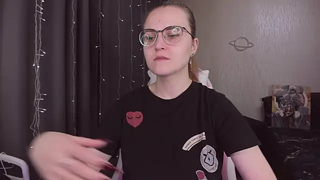 MissBrightShine online show from December 20, 11:06 am