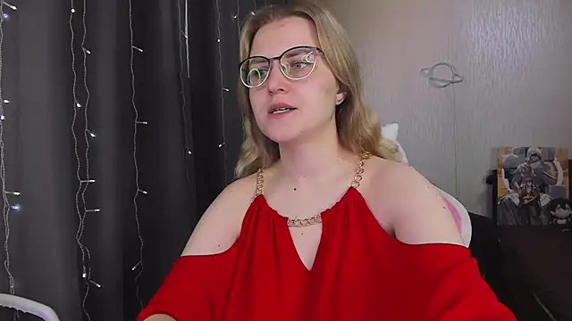 MissBrightShine online show from April 8, 10:48 am