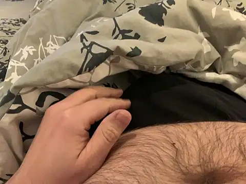 Snapshot of Benni81nrw chatting on February 5, 4:33 pm Benni81nrw online show from February 5, 4:33 pm