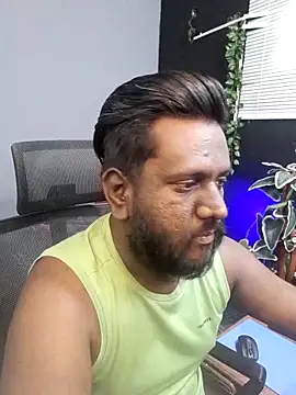 Rayansmith  online show from November 17, 6:19 am