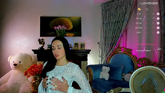 Snapshot of Black-Mamba- chatting on March 9, 8:35 pm Black-Mamba- online show from March 9, 8:35 pm