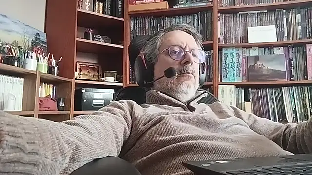 Mandra is a whore online show from October 31, 11:00 am