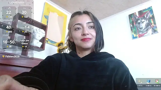 ZoeBakers  online show from February 6, 1:32 pm