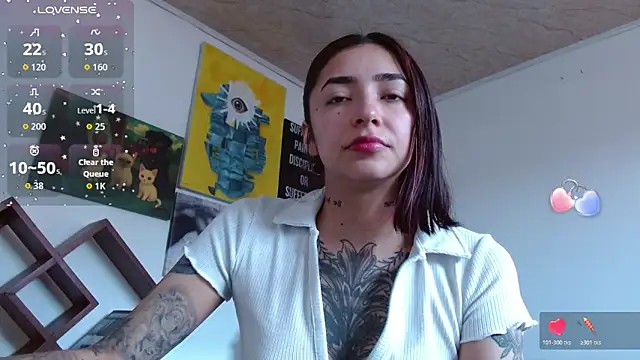 ZoeBakers  online show from February 10, 4:44 pm