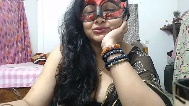 Snapshot of sexy_jaaan chatting on February 15, 9:37 pm sexy jaaan online show from February 15, 9:37 pm