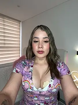 Zoe olsen online show from May 8, 8:36 pm