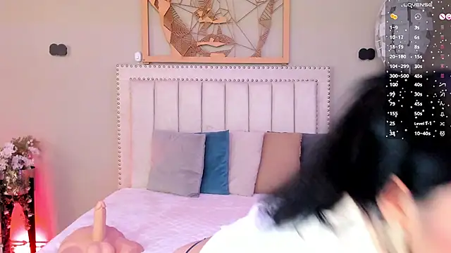 Paula Desousa online show from March 20, 7:30 pm