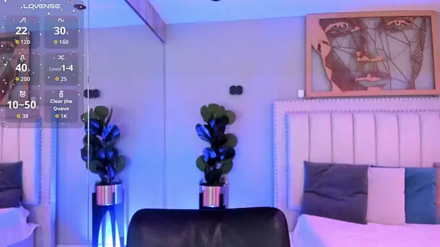 Snapshot of Paula_Desousa chatting on July 17, 7:41 pm Paula Desousa online show from July 17, 7:41 pm