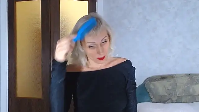 Snapshot of Kissiya-Allisya chatting on May 14, 12:17 am Kissiya-Allisya online show from May 14, 12:17 am
