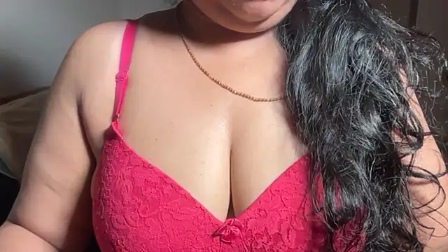 Snapshot of soniasharma0223 chatting on July 4, 1:34 am soniasharma0223 online show from July 4, 1:34 am