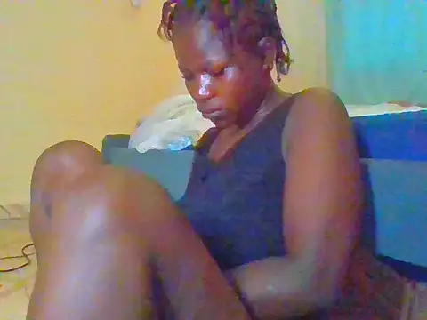 prettychic5 online show from May 15, 5:47 am