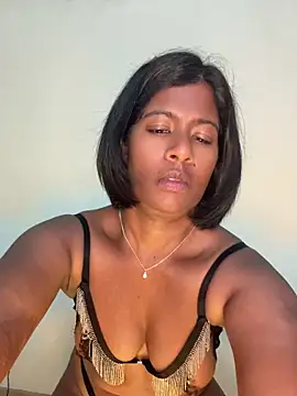 Snapshot of RoseMelanie chatting on June 9, 6:03 am RoseMelanie online show from June 9, 6:03 am