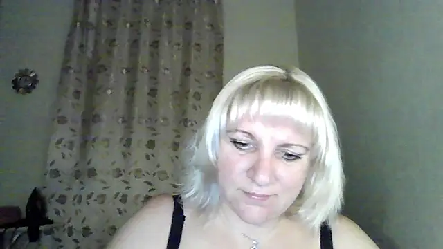 MeilomaWesa online show from October 22, 9:14 pm