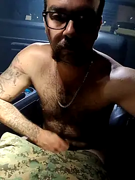 Snapshot of JObuddy661 chatting on July 17, 2:51 am JObuddy661 online show from July 17, 2:51 am