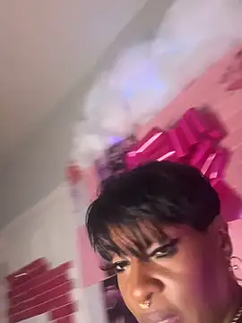 immona online show from September 14, 9:19 am