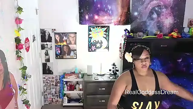 temptressbeauty24 online show from January 14, 2:06 am