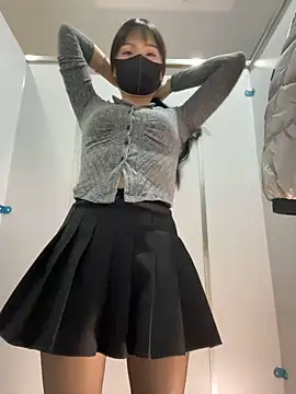 Snapshot of Asia-Lynn chatting on December 29, 11:29 am Asia-Lynn online show from December 29, 11:29 am