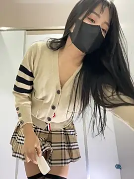 Snapshot of Asia-Lynn chatting on January 8, 10:48 am Asia-Lynn online show from January 8, 10:48 am