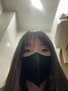Snapshot of Asia-Lynn chatting on March 28, 12:05 pm Asia-Lynn online show from March 28, 12:05 pm