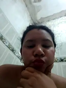 lucy hairypussy83 online show from November 21, 11:20 am