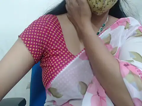 Lovely Siri 23 online show from October 28, 5:00 am