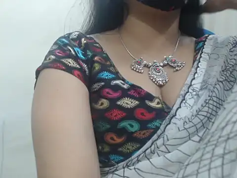 Snapshot of Lovely_Siri_23 chatting on March 14, 6:08 am Lovely Siri 23 online show from March 14, 6:08 am