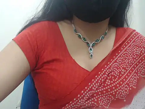 Snapshot of Lovely_Siri_23 chatting on April 8, 4:40 pm Lovely Siri 23 online show from April 8, 4:40 pm