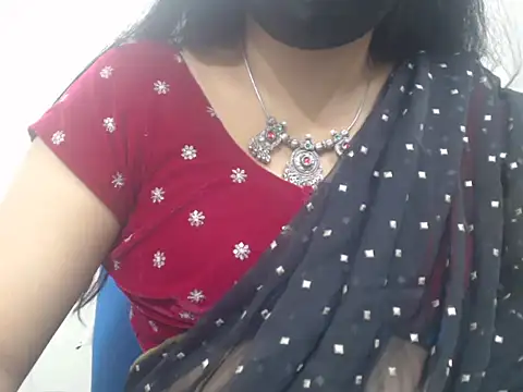 Snapshot of Lovely_Siri_23 chatting on May 11, 2:45 pm Lovely Siri 23 online show from May 11, 2:45 pm