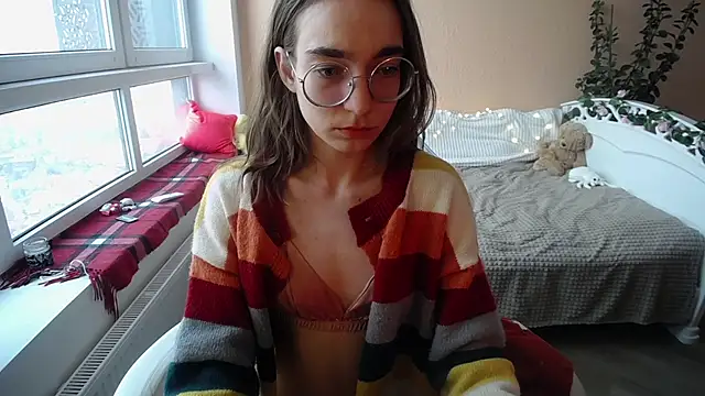 MissLinaDream online show from February 23, 1:42 pm