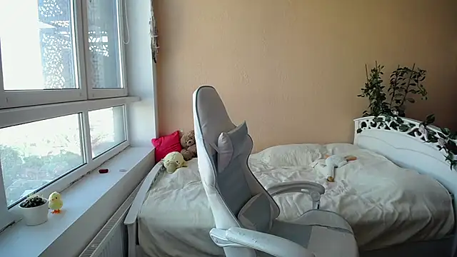 MissLinaDream online show from September 15, 2:06 pm