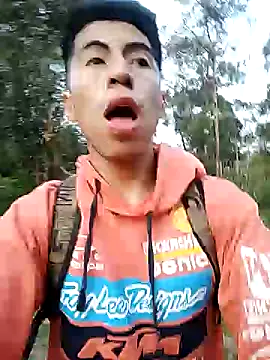 Snapshot of Alexander9827 chatting on January 10, 11:29 pm Alexander9827 online show from January 10, 11:29 pm