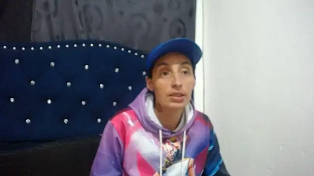 Snapshot of anyu1306 chatting on December 28, 10:34 pm anyu1306 online show from December 28, 10:34 pm