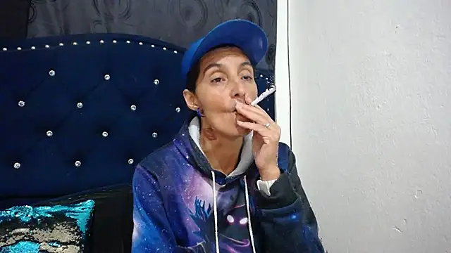 Snapshot of anyu1306 chatting on January 14, 2:40 am anyu1306 online show from January 14, 2:40 am