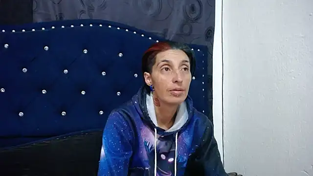 Snapshot of anyu1306 chatting on February 19, 1:51 am anyu1306 online show from February 19, 1:51 am