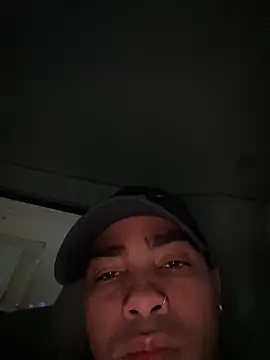 Snapshot of Diosn111 chatting on February 15, 11:52 am Diosn111 online show from February 15, 11:52 am