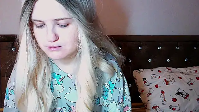 Sara4uu online show from November 9, 12:31 am