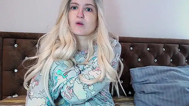 Sara4uu online show from June 13, 11:08 am