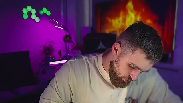 Sweeet  boy online show from February 7, 1:15 pm