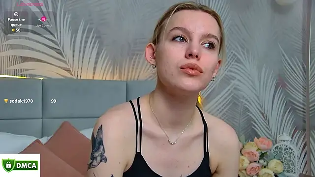 Snapshot of AmaliaBell chatting on January 19, 7:47 pm AmaliaBell online show from January 19, 7:47 pm
