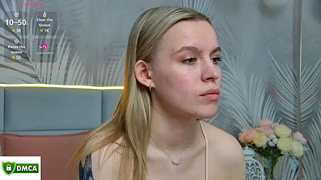 Snapshot of AmaliaBell chatting on January 24, 4:39 pm AmaliaBell online show from January 24, 4:39 pm