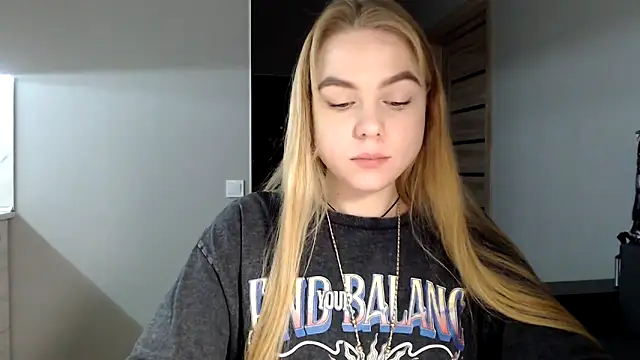 Snapshot of Sunbeam_ chatting on January 27, 7:24 pm Sunbeam online show from January 27, 7:24 pm