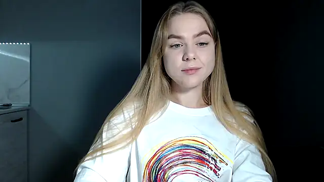 Snapshot of Sunbeam_ chatting on November 15, 7:10 pm Sunbeam online show from November 15, 7:10 pm